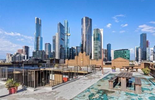 Melbourne Central Business District Apartment | 702 Lovely Budget Central Super Cosy Studio Heart CBD
