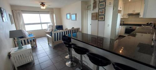 Kingsborough Apartment | 703 High Tide, Holiday Apartment, Main Beach, Amanzimtoti