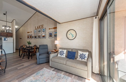 Thayerville Condo | 708H - Lakefront Studio Condo with Private Balcony, Free WIFI!