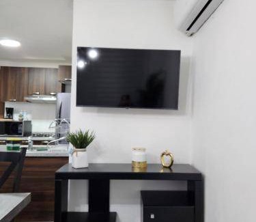 San Juan de Dios Apartment | 71 m² Apartment ∙ 3 bedrooms ∙ 8 guests