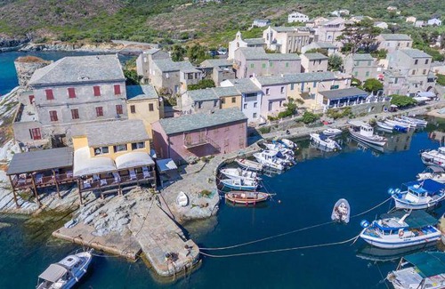 Centuri Apartment | 71 m² Serviced apartment ∙ 2 bedrooms ∙ 11 guests