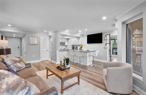 Shelter Cove Condo | 7104 Harbourside 1 @ Shelter Cove | Pool | Stunning Marina Views