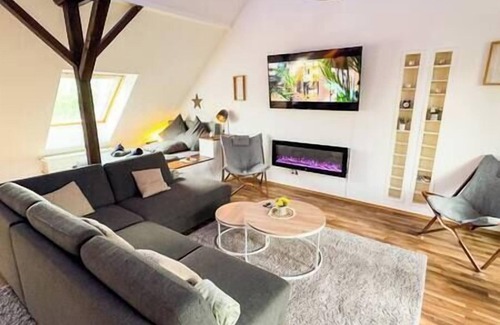 Gemarkung Nachstebreck Apartment | #711 Luxury Loft with Balcony & Grill