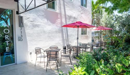 North Beach Apartment | 7130 Costa Boutique