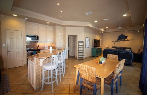 Port Mansfield Condo | 716 E. Port -Located at end of Harbor, this Condo is Perfect in every way!