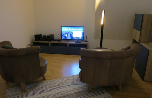 Johannisthal Apartment | 72 m² Apartment ∙ 2 bedrooms ∙ 3 guests