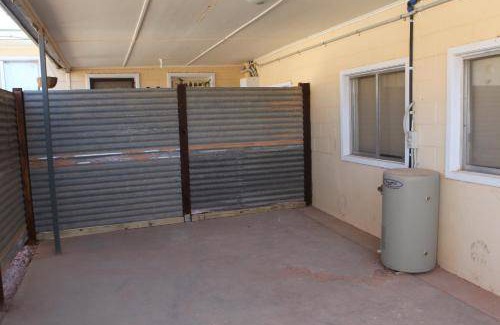 Coober Pedy Apartment | 72 m² Apartment ∙ 2 bedrooms ∙ 7 guests