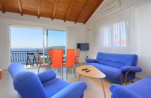 Okrug Donji Apartment | 72 m² Apartment ∙ 3 bedrooms ∙ 6 guests