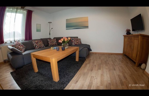 Bockhorn House | 72 m² House ∙ 2 bedrooms ∙ 4 guests