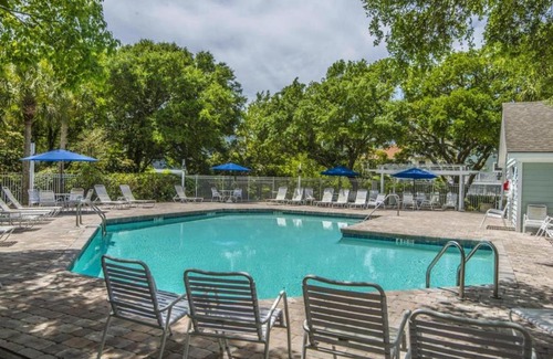 Isle of Palms House | 72 Pelican Bay