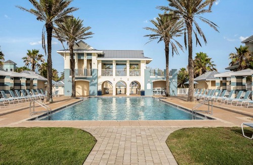 Palm Coast Apartment | 725 Cinnamon Beach, 3 Bedrooms, Ocean Front, Pool Access, WiFi Sleeps 8