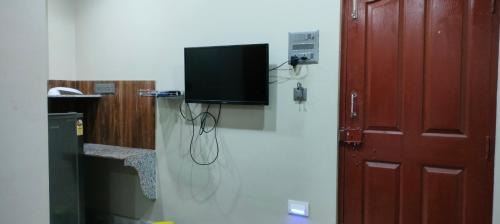 Kolkata Hotel | 73 Banquet & Guest House