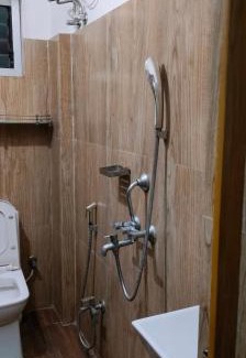 Kolkata Hotel | 73 Banquet & Guest House