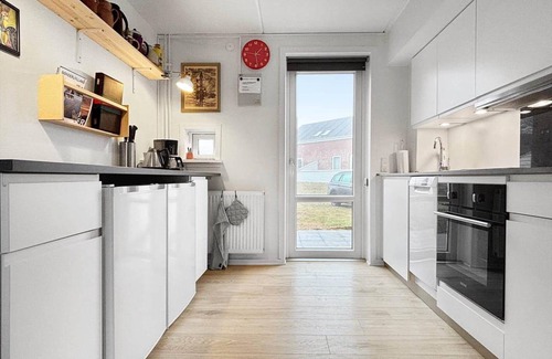 Sønderstrand Apartment | 73 m² Apartment ∙ 3 bedrooms ∙ 6 guests