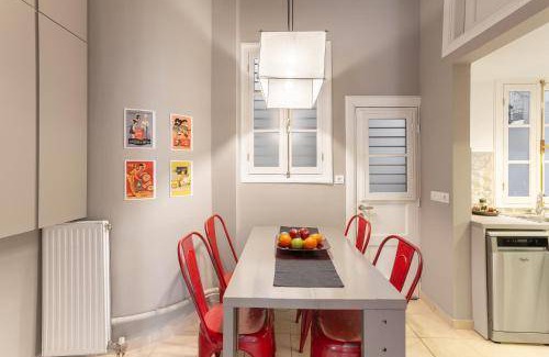 Plaka Apartment | 73 m² Apartment ∙ 2 bedrooms ∙ 6 guests