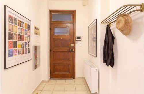 Plaka Apartment | 73 m² Apartment ∙ 2 bedrooms ∙ 6 guests