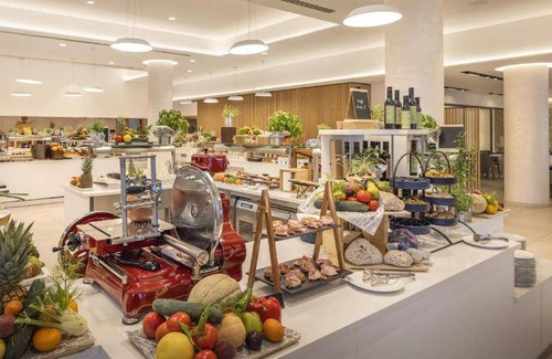 Makarska Hotel | 73 m² Hotel ∙ 2 bedrooms ∙ 127 guests