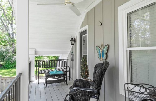 Eastwood House | 73 m² House ∙ 1 bedroom ∙ 4 guests