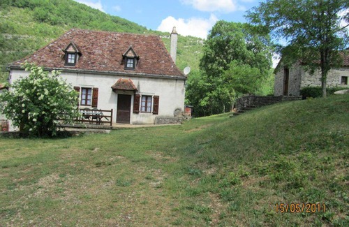 Cabrerets House | 73 m² House ∙ 2 bedrooms ∙ 4 guests