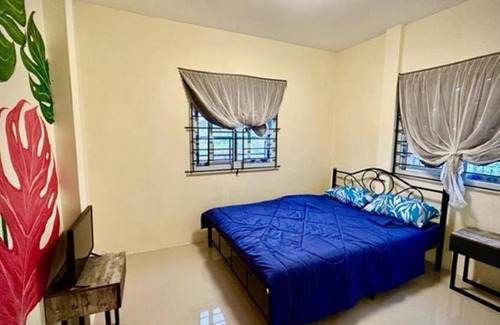 Nakhon Chai Si House | 73 m² House ∙ 2 bedrooms ∙ 6 guests