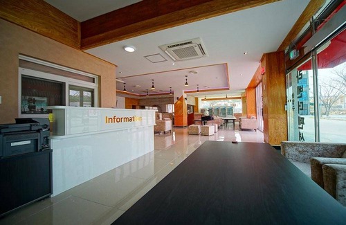 Chungmak-tong House | 73 m² Motel ∙ 12 guests