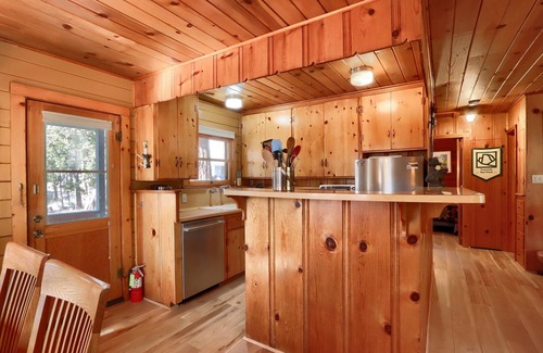 North Wawona Cabin | (73) Walk-A-Bout at The Redwoods In Yosemite