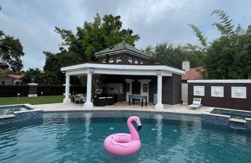 St. Petersburg - Clearwater House | 730 m² House ∙ 5 bedrooms ∙ 9 guests
