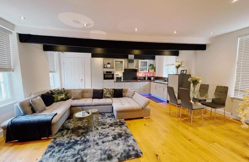 Norwich Apartment | 73B Weavers House - Mountergate