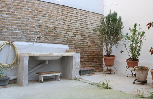 Piraeus Apartment | 73sq Apt near Athens and Piraeus port with backyard
