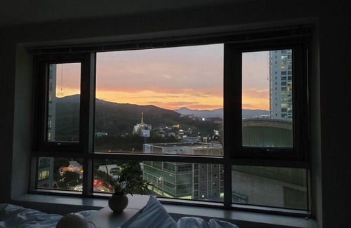 Bundang-gu Apartment | 74 m² Apartment ∙ 1 bedroom ∙ 4 guests