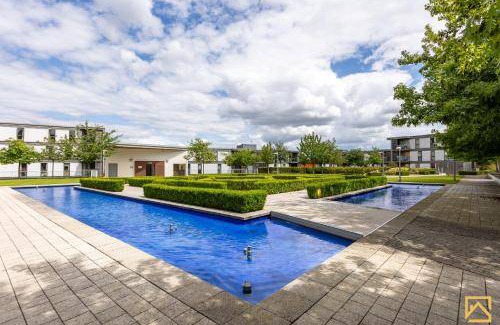 Central Milton Keynes Apartment | 74 m² Apartment ∙ 2 bedrooms ∙ 4 guests