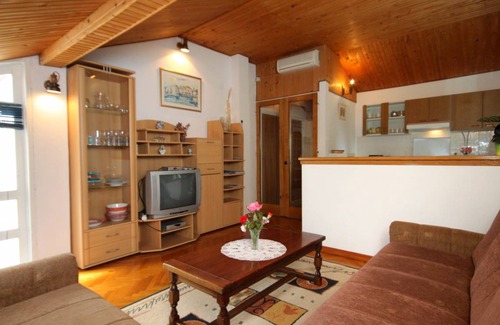 Gornji Kono Apartment | 74 m² Apartment ∙ 2 bedrooms ∙ 4 guests