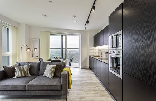 East Acton Apartment | 74 m² Apartment ∙ 2 bedrooms ∙ 4 guests