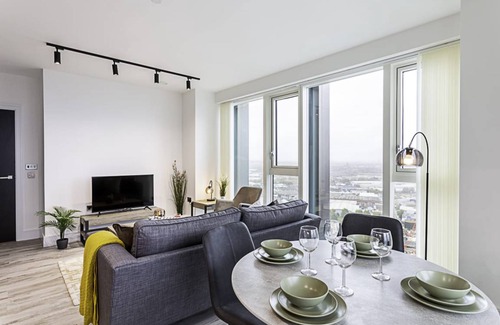 East Acton Apartment | 74 m² Apartment ∙ 2 bedrooms ∙ 4 guests