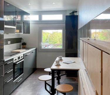 Villejean Apartment | 74 m² Apartment ∙ 4 bedrooms ∙ 12 guests