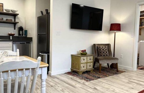 Creswell House | 74 m² House ∙ 1 bedroom ∙ 3 guests