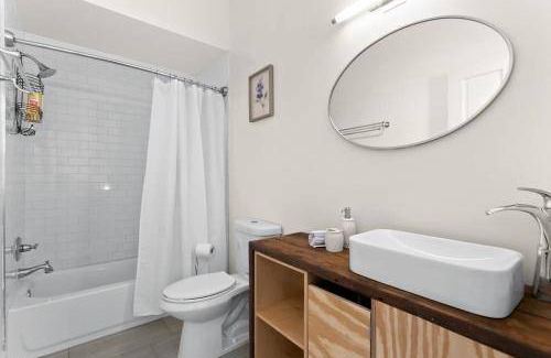 Seventh Ward House | 74 m² House ∙ 1 bedroom ∙ 2 guests
