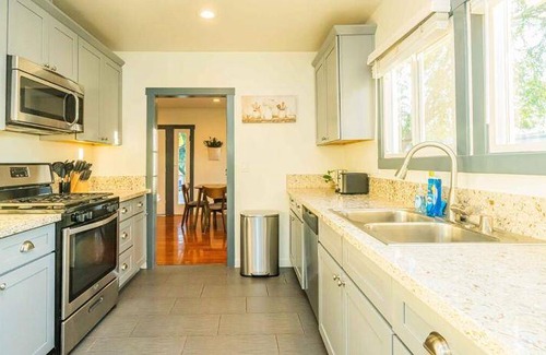 Glendora House | 74 m² House ∙ 3 bedrooms ∙ 6 guests