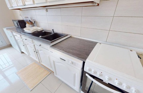 Dijon Resort | 74 m² Private room ∙ 1 bedroom ∙ 1 guest
