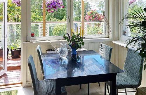 Arsta Havsbad House | 74 m² House ∙ 2 bedrooms ∙ 4 guests