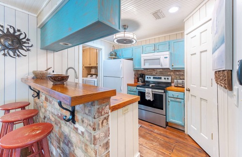 Saint Simons Island Condo | 74 Steps to Sand, Walk to the Village, Sleeps 6!
