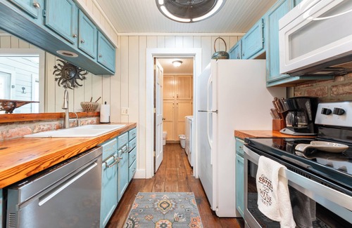 Saint Simons Island Condo | 74 Steps to Sand, Walk to the Village, Sleeps 6!