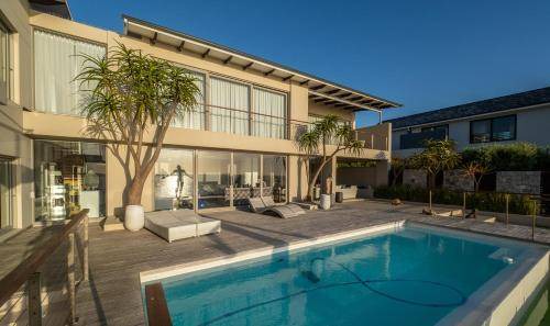 Fisherhaven Villa | 747 m² Villa ∙ 4 bedrooms ∙ 8 guests