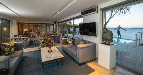 Fisherhaven Villa | 747 m² Villa ∙ 4 bedrooms ∙ 8 guests