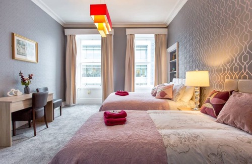 Tollcross Apartment | 75 m² Apartment ∙ 2 bedrooms ∙ 8 guests
