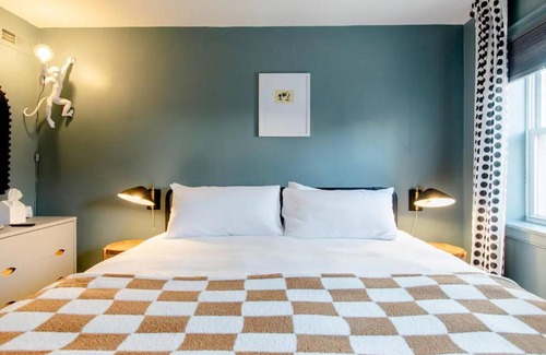 Upper Fells Point Apartment | 75 m² Apartment ∙ 2 bedrooms ∙ 4 guests