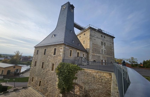 Bad Duerrenberg Apartment | 75 m² Apartment ∙ 2 bedrooms ∙ 5 guests