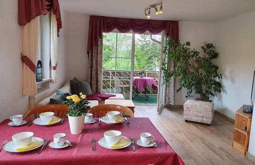 Bischofsgruen Apartment | 75 m² Apartment ∙ 2 bedrooms ∙ 4 guests