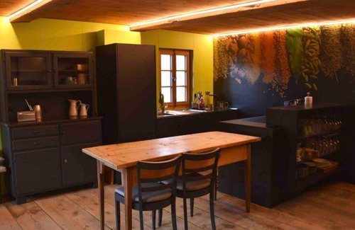 Stalden Apartment | 75 m² Apartment ∙ 2 bedrooms ∙ 4 guests