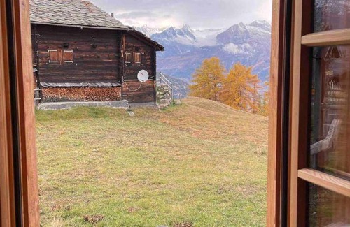 Stalden Apartment | 75 m² Apartment ∙ 2 bedrooms ∙ 4 guests